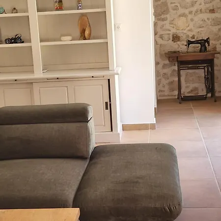 Stone House Knezevic Tatil Evi
