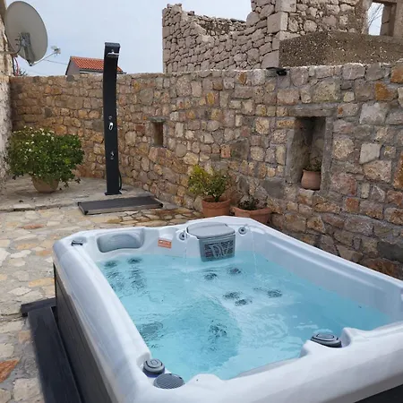 Nyaraló Stone House Knezevic *