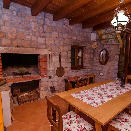 Stone House Knezevic * 빈예라크
