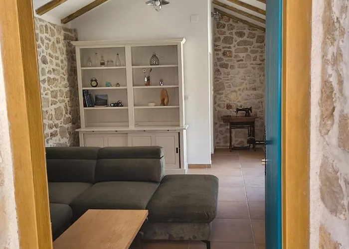Stone House Knezevic Casa de Férias