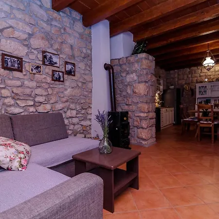 Holiday home Stone House Knezevic *