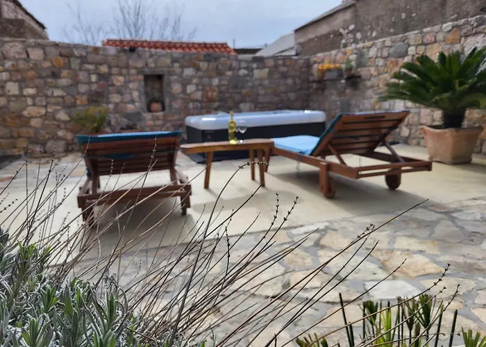 Vakantiehuis Stone House Knezevic Vinjerac