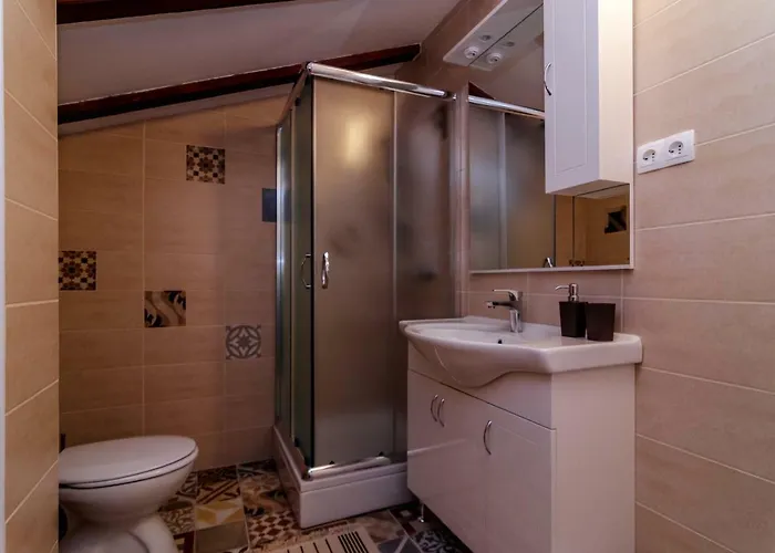 Vakantiehuis Stone House Knezevic *